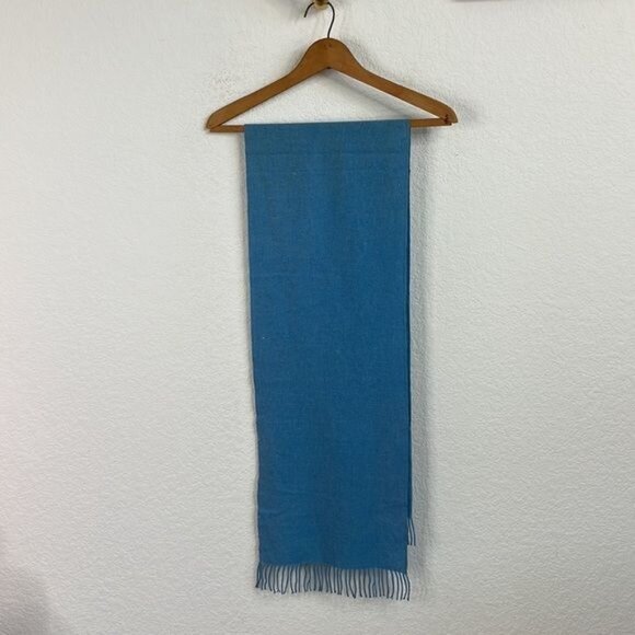 VTG Cashmere Snow Lotus Fringe Scarf - Picture 3 of 4